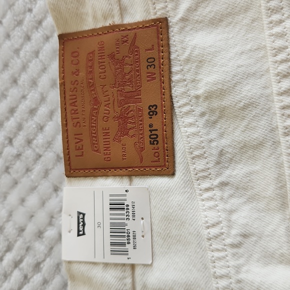 LEVIS 501 '93 SHORTS CUT OFF 7" INSEAM   NEW WITH TAGS OFF WHITE - Picture 9 of 16